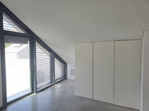 Apartamento com um quarto ,novo ,no Empreendimento Prateato Terrace em Marvilla