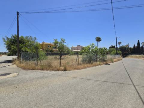 Lote de terreno com projecto aprovado com vista mar