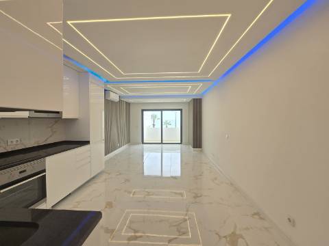 Apartamento T2 de Luxo com Vista Mar - Primeira Linha, Quarteira
