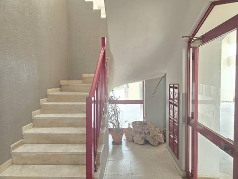 Apartamento T2 de Luxo com Vista Mar - Primeira Linha, Quarteira
