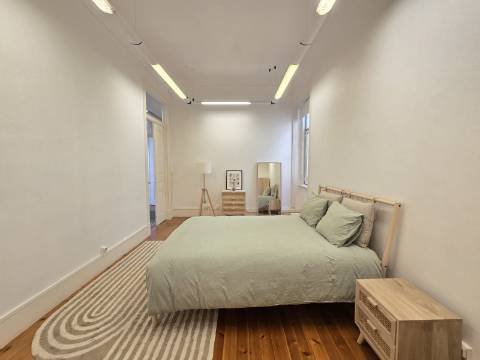 Magnífico imóvel na Avenida da Liberdade - ideal para habitação ou escritórios de prestígio