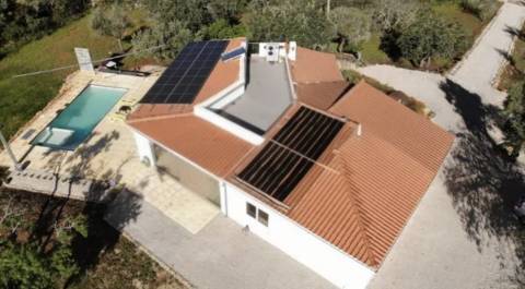 Maravilhosa Quintinha a poucos minutos da praia