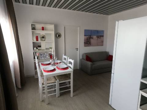 Apartamento Renovado no Centro da Vila de Algoz - Vendido Mobilado