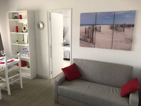 Apartamento Renovado no Centro da Vila de Algoz - Vendido Mobilado
