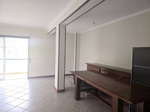 Apartamento no centro de Albufeira com garagem