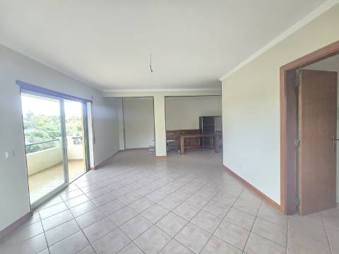 Apartamento no centro de Albufeira com garagem