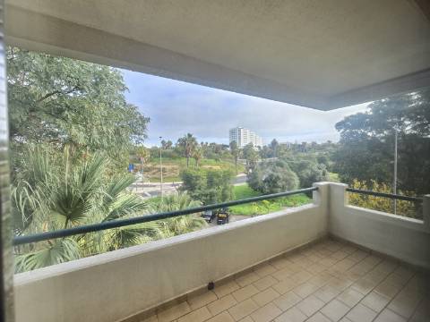 Apartamento no centro de Albufeira com garagem