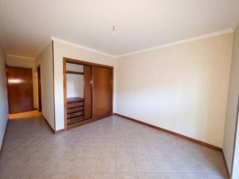 Apartamento no centro de Albufeira com garagem