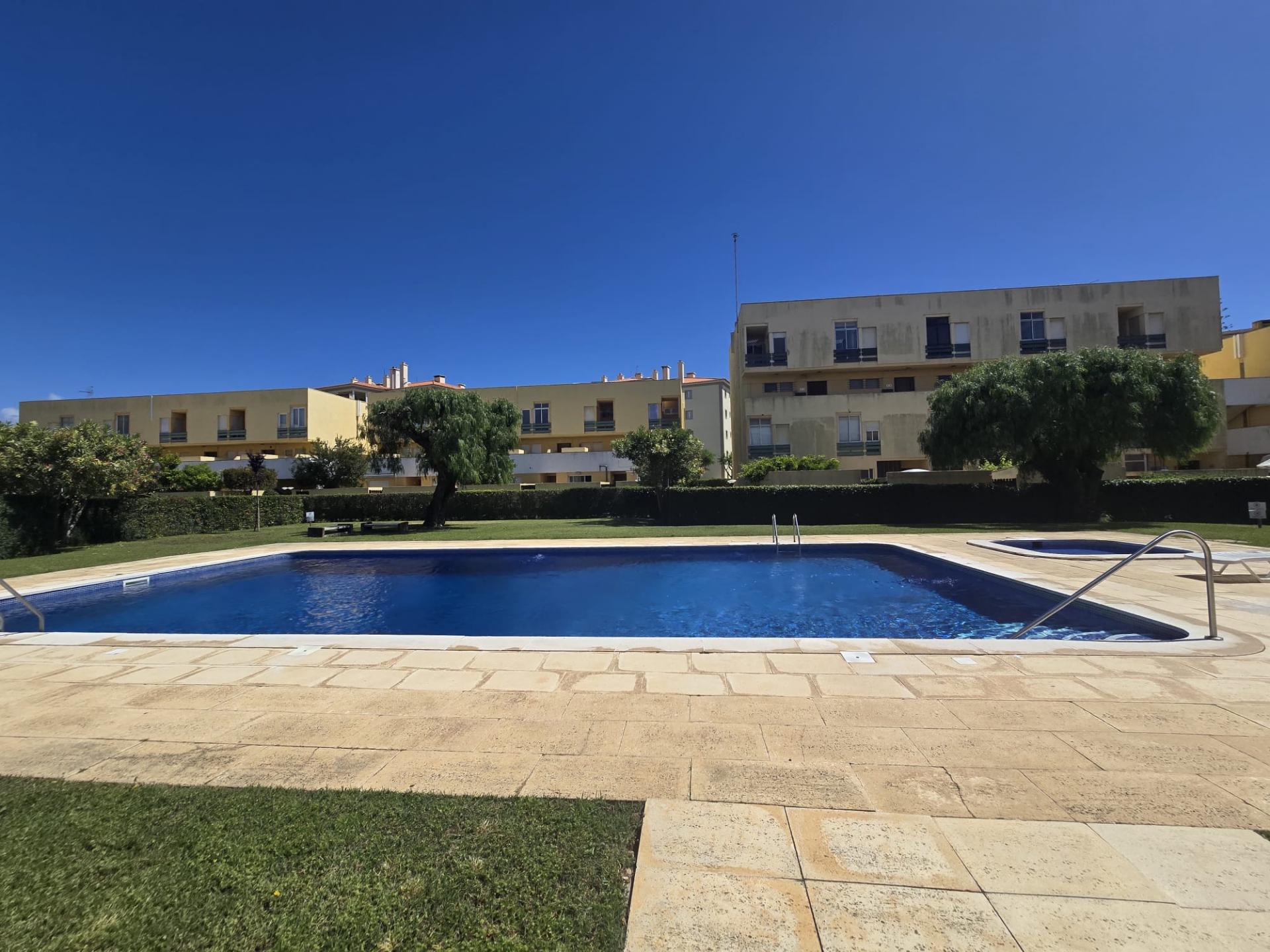 T3 Duplex com Piscina e Excelente Luminosidade em Vilamoura - Caminho do Lago