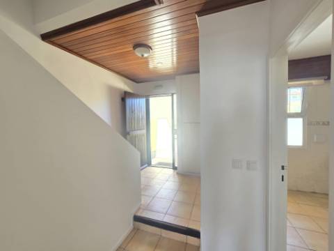 T3 Duplex com Piscina e Excelente Luminosidade em Vilamoura - Caminho do Lago