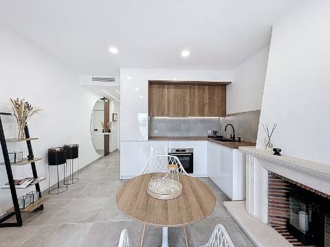 Apartamento T0+1 quarto renovado em Albufeira , Oura