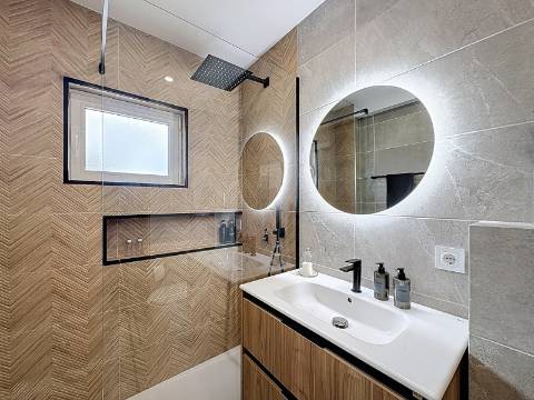 Apartamento T0+1 quarto renovado em Albufeira , Oura