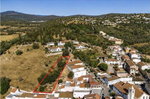 Terreno com PIP aprovado para venda em Paderne, Albufeira