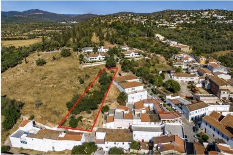 Terreno com PIP aprovado para venda em Paderne, Albufeira