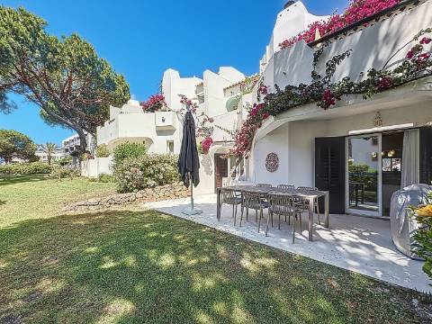 Apartamento T1+1 num dos melhores resorts em Albufeira e Olhos de Água