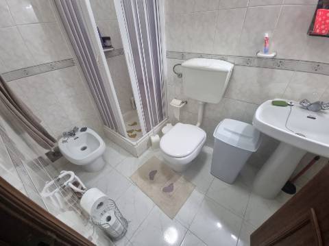 Moradia T4 isolada inserida em terreno com 5000m2 - Camarral (Palmela)