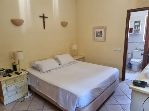 Moradia V3 toda térrea isolada com piscina,jardim e garagem - Vilamoura(Algarve)