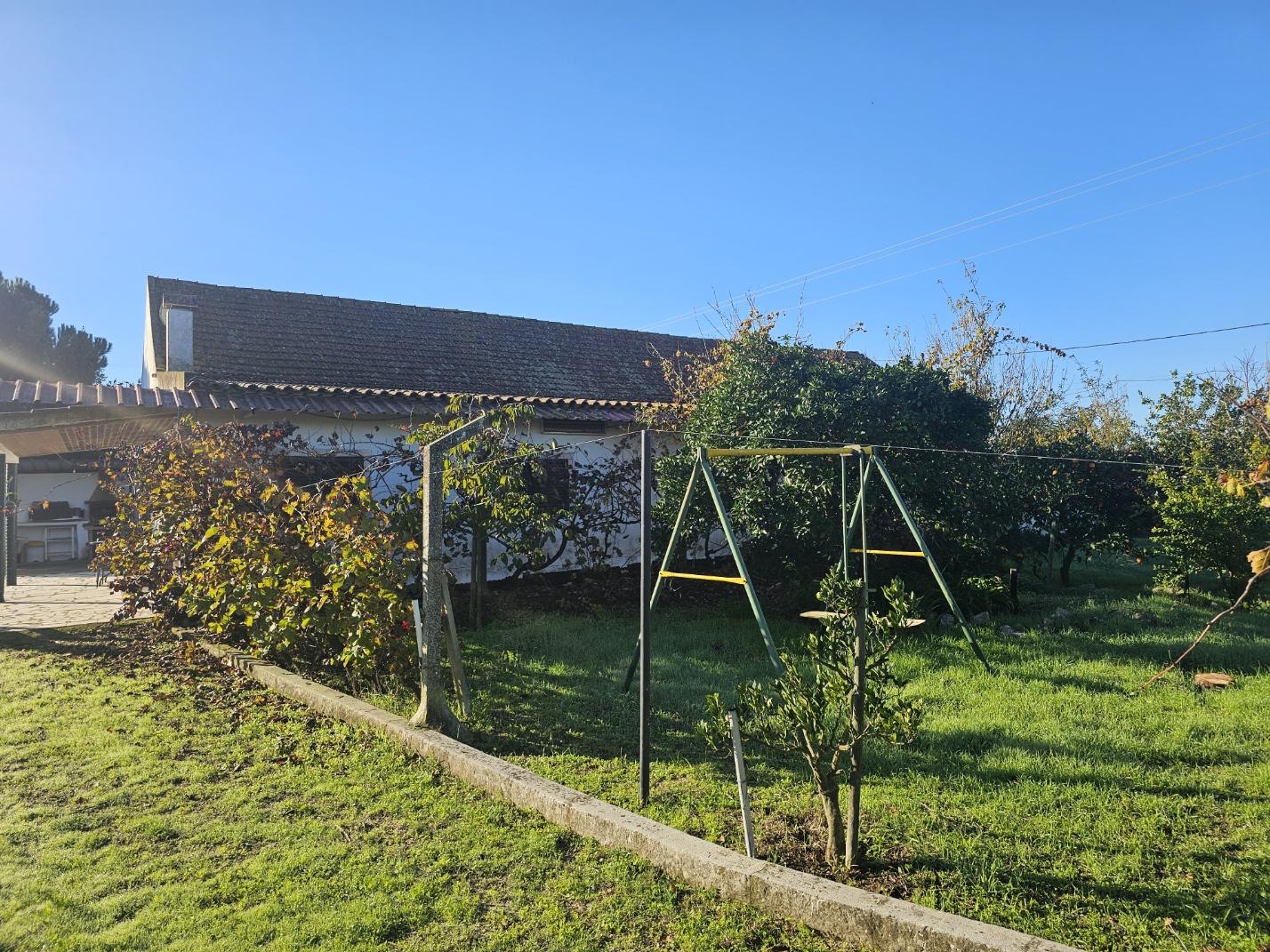 EXCLUSIVO - Quinta com 2069 m2, T1 e um armazém - Asseiceira(Palmela)