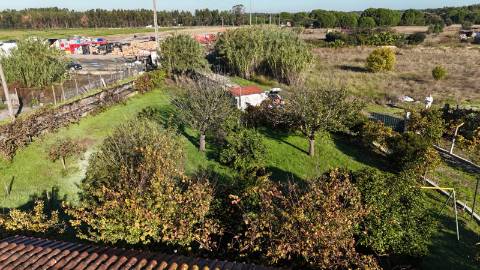 EXCLUSIVO - Quinta com 2069 m2, T1 e um armazém - Asseiceira(Palmela)