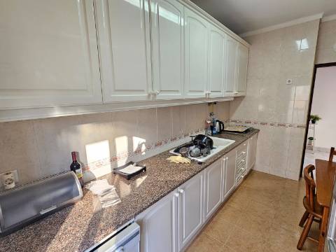 EXCLUSIVO - Apartamento T2 pronto a habitar - Fonte Lavra (Setúbal)