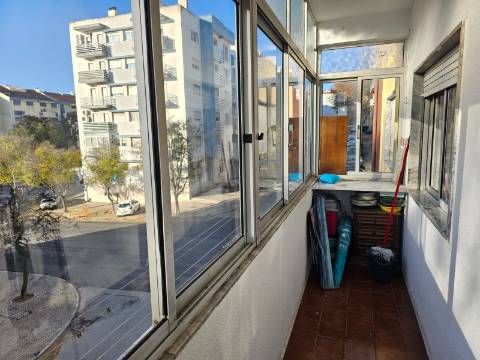 EXCLUSIVO - Apartamento T2 pronto a habitar - Fonte Lavra (Setúbal)