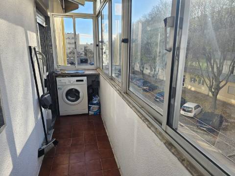 EXCLUSIVO - Apartamento T2 pronto a habitar - Fonte Lavra (Setúbal)