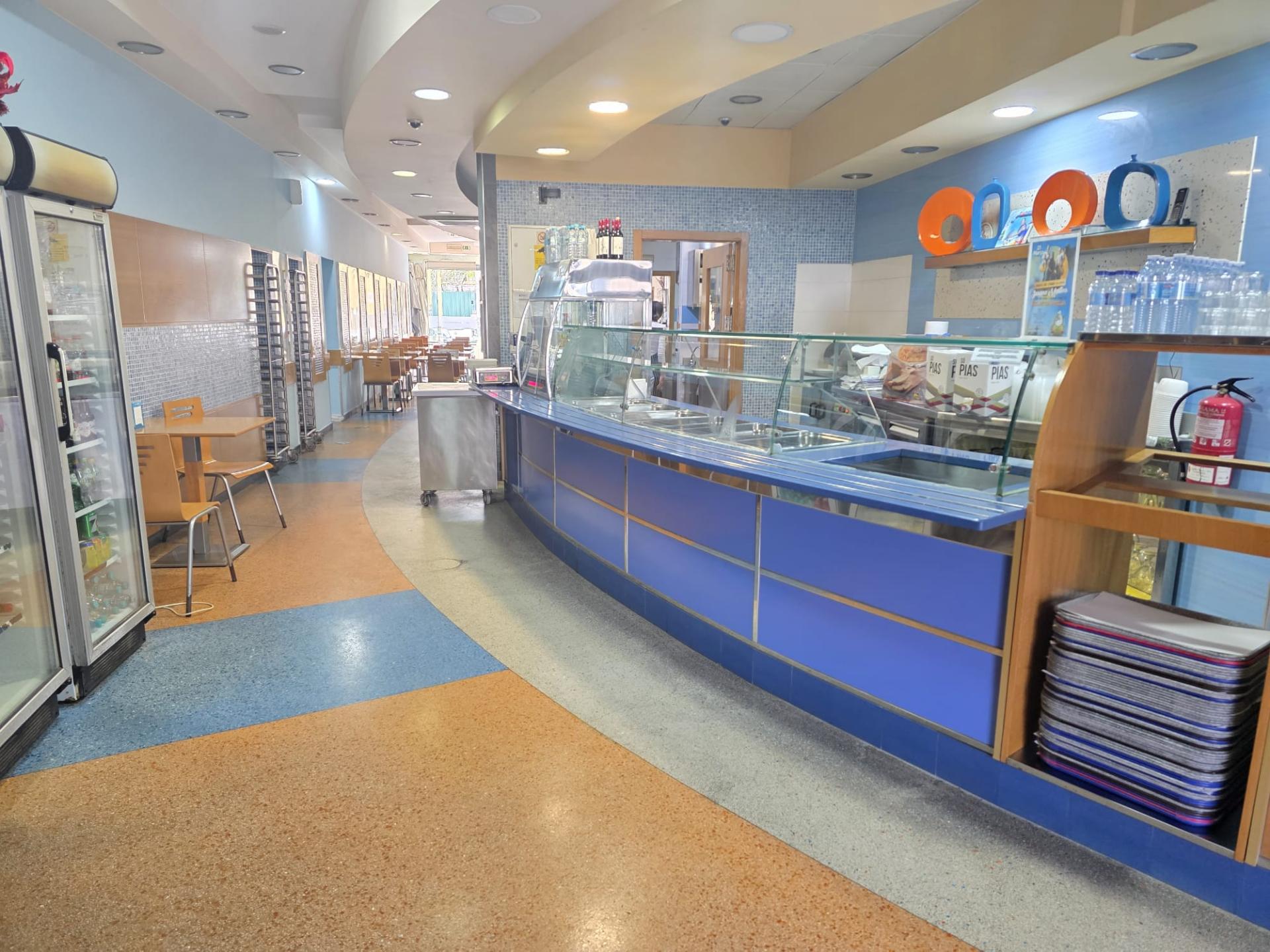 EXCLUSIVO - Oportunidade de Negócio - Trespasse de Snack-Bar / Take-Away em Pleno Centro de Setúbal(Av Luisa Todi)