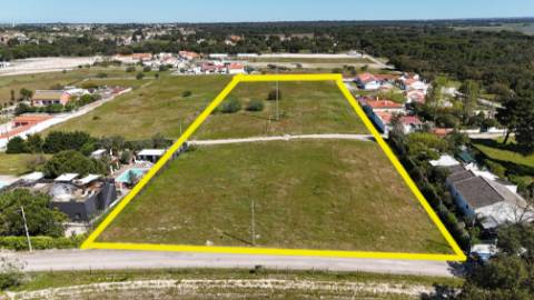 EXCLUSIVO - Terreno rústico com 13.200 m2 e viabilidade de construção - Gâmbia(Setúbal)