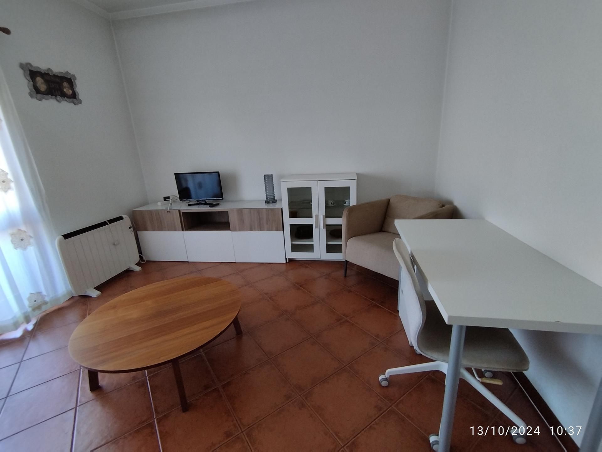 T2 Senhora da Hora - A 100 mt da Rua Alto do Viso. - Excelente Localização! Lugar de garagem e arrumo