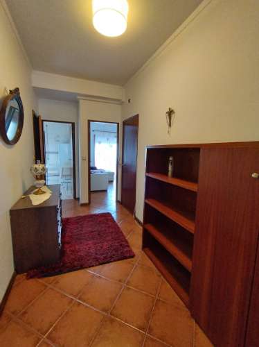 T2 Senhora da Hora - A 100 mt da Rua Alto do Viso. - Excelente Localização! Lugar de garagem e arrumo