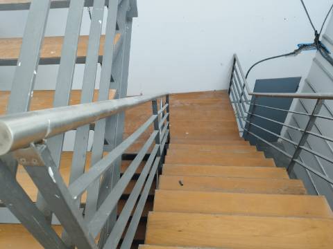 Armazém 1500 m2. Acesso a tir. Excelente parque