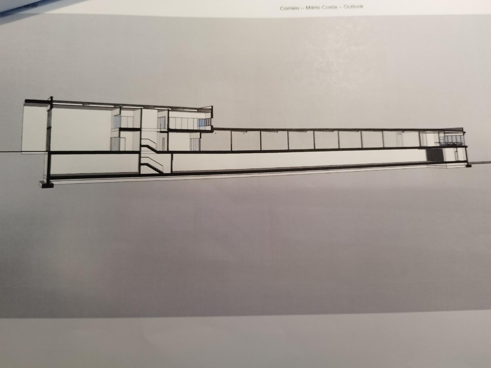 Terreno industrial com projeto aprovado para armazém 1550 m2 (2 pisos).