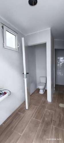 Armazém Industrial com 950 m² e Escritórios. Pé dto de 5.5 mt Cobertura térmica.
