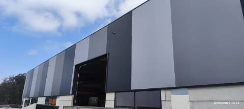 Armazém disponível para entrada imediata. 675 m2