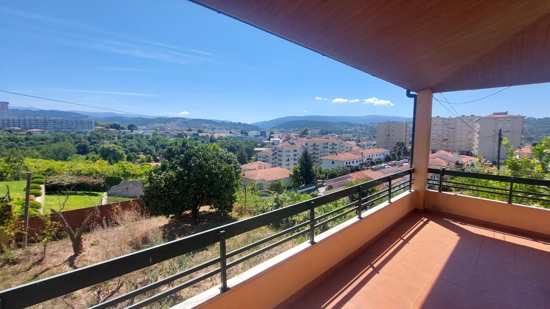 Moradia no Centro de Amarante
