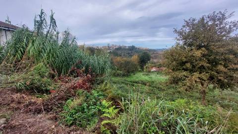 Terreno em Fornos - Zona Sossegada