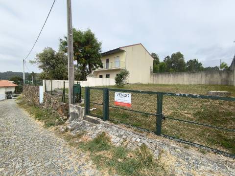 Lote de Terreno Aprovado para Construção