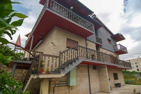 Moradia com terreno no centro da Cidade