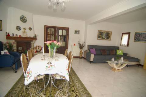 Moradia com terreno no centro da Cidade