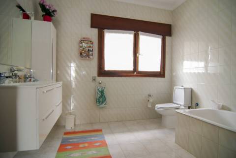 Moradia com terreno no centro da Cidade