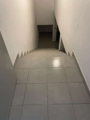 Loja bem localizada com 241 m2