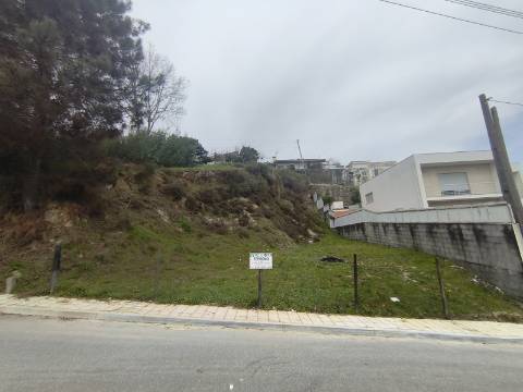 Lote de Terreno no Centro