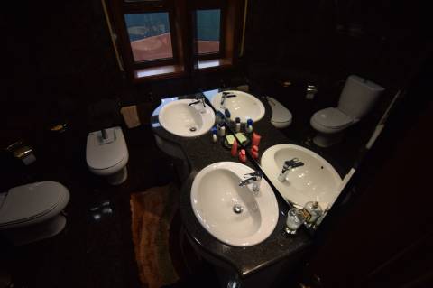 Vila Do Conde: Moradia soberba, grandes áreas c/ espaços independentes, piscina coberta aquecida!