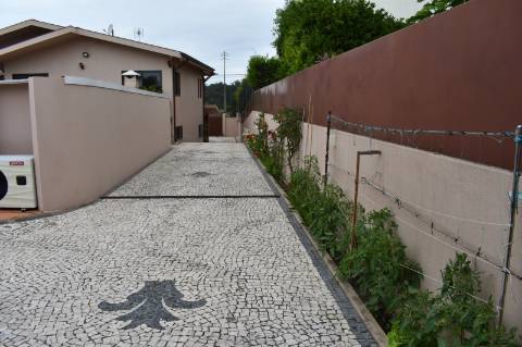 Vila Do Conde: Moradia soberba, grandes áreas c/ espaços independentes, piscina coberta aquecida!