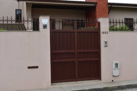 Vila Do Conde: Moradia soberba, grandes áreas c/ espaços independentes, piscina coberta aquecida!