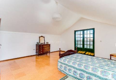 Alentejo: Quinta grande de 2,7 hectares, casa principal e anexos - rigorosamente impecável!