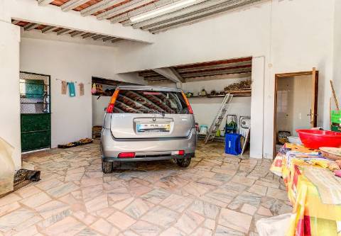 Alentejo: Quinta grande de 2,7 hectares, casa principal e anexos - rigorosamente impecável!