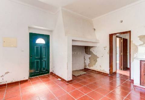 Alentejo: Quinta grande de 2,7 hectares, casa principal e anexos - rigorosamente impecável!