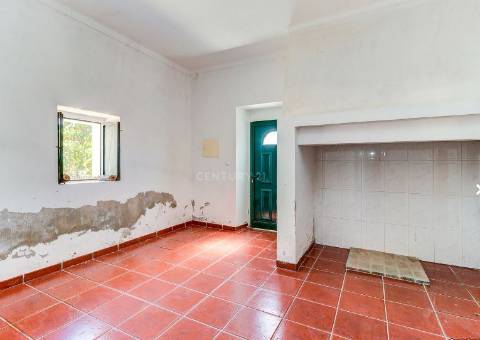 Alentejo: Quinta grande de 2,7 hectares, casa principal e anexos - rigorosamente impecável!