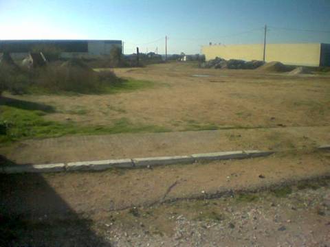 Reguengos de Monsaraz - Lote Industrial de 2.600 m2, índice 0,50, construção 1.300 m2!